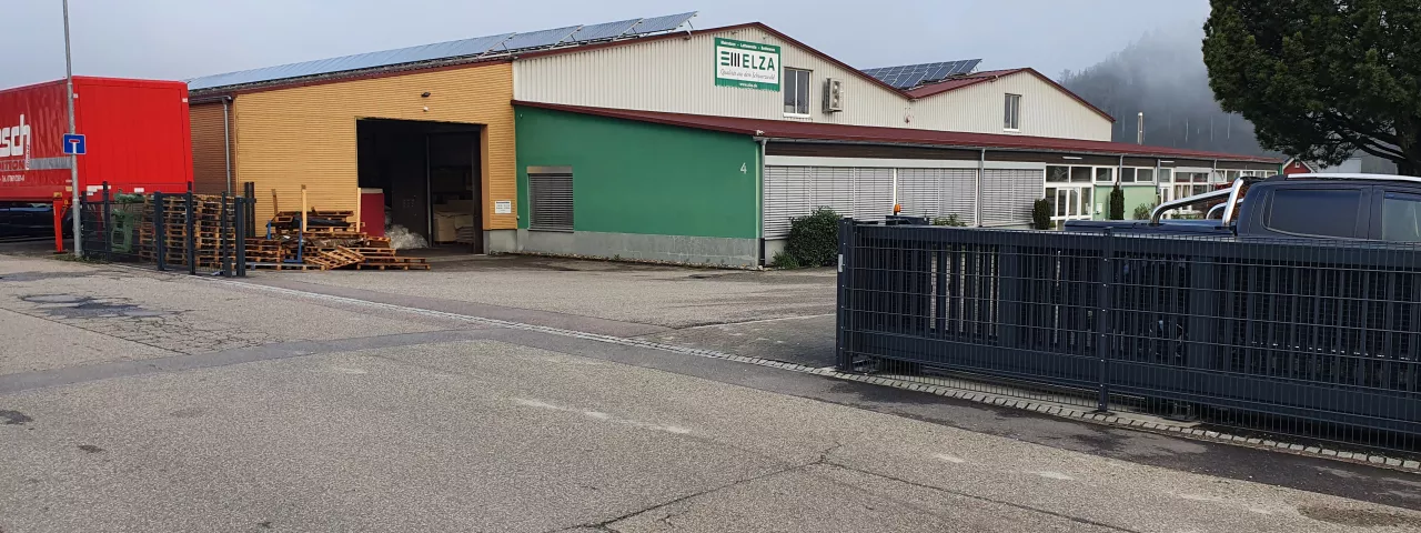 Mitarbeiterparkplätze ELZA-Matratzen