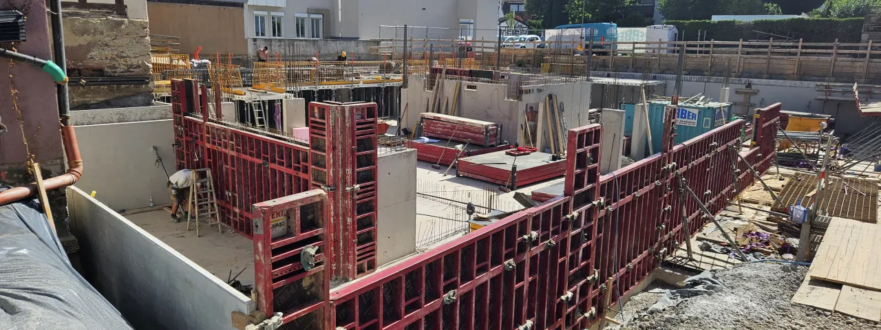 Mehrfamilienhaus mit TG