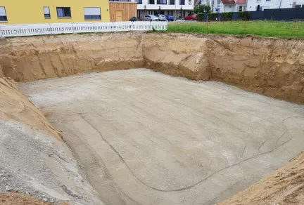 Zweifamilienwohnhaus mit Garage