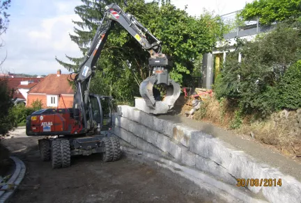 Natursteinmauer