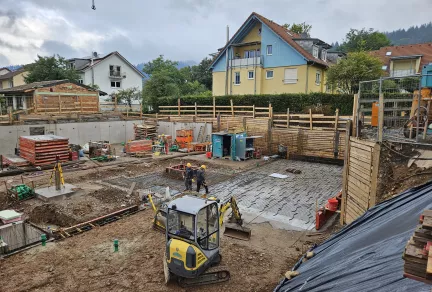 Mehrfamilienhaus mit TG