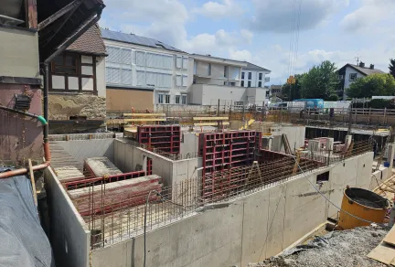 Mehrfamilienhaus mit TG