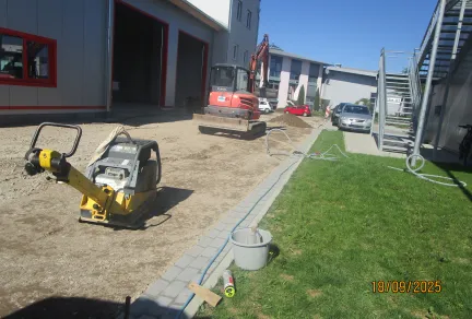 Neubau Betriebsgebäude, Außenanlage