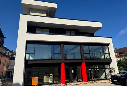 Wohn- und Geschäftshaus 